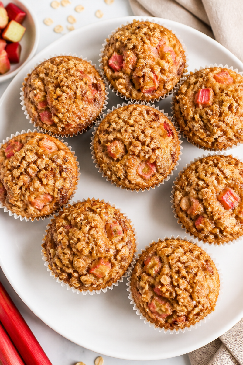 Fresh Rhubarb Muffin with Cinnamon Streusel