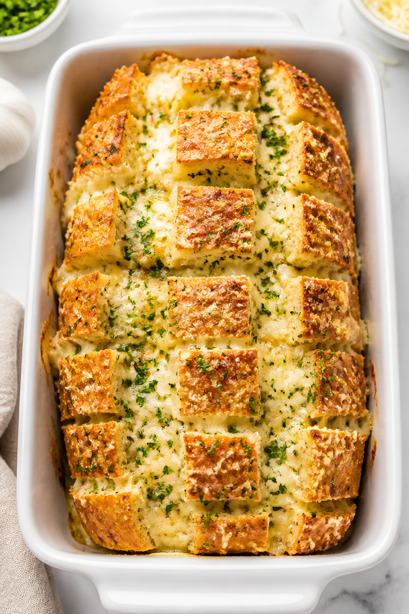 Cheesy Garlic Bread Pull-Apart Loaf