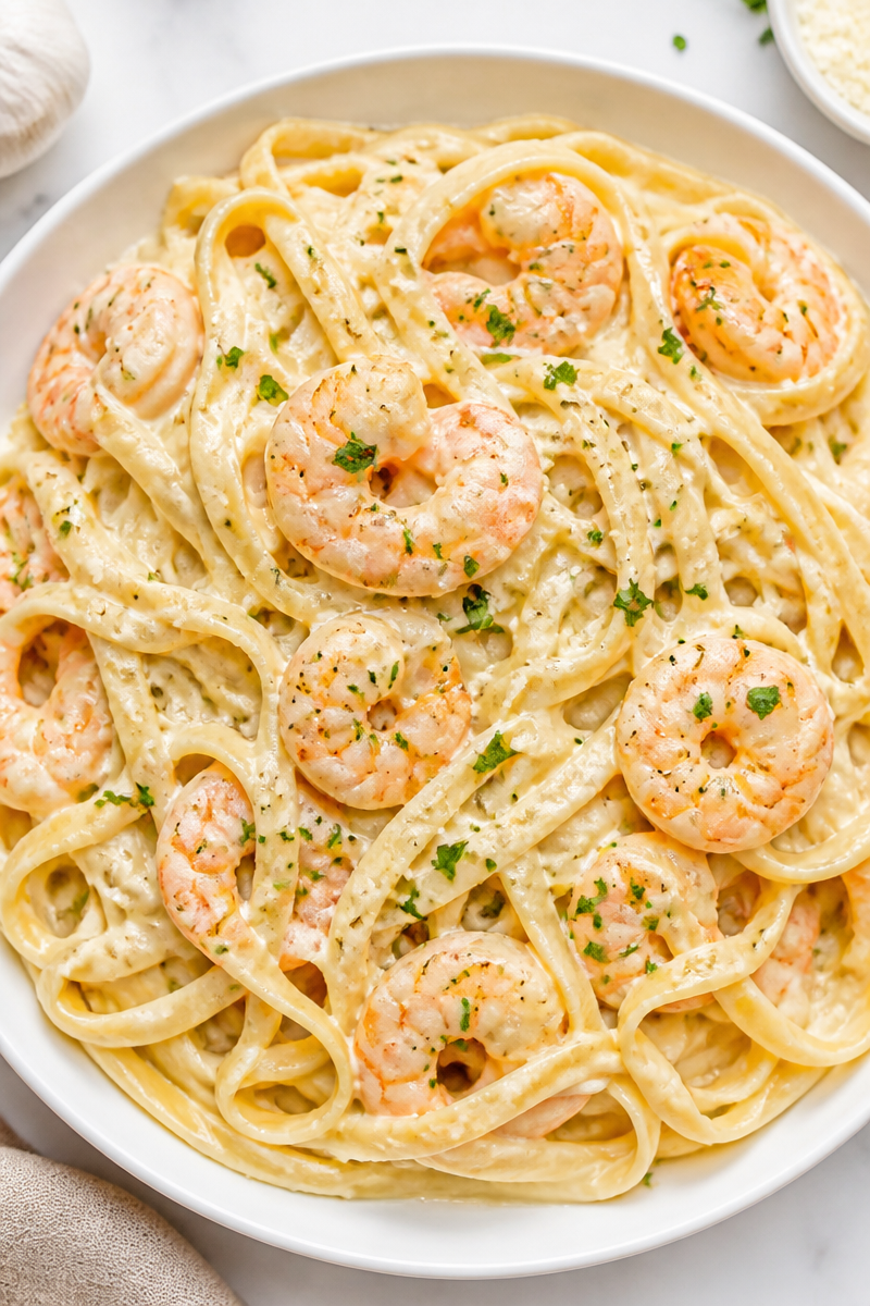 Shrimp Fettuccine Alfredo with Garlic and Parmesan