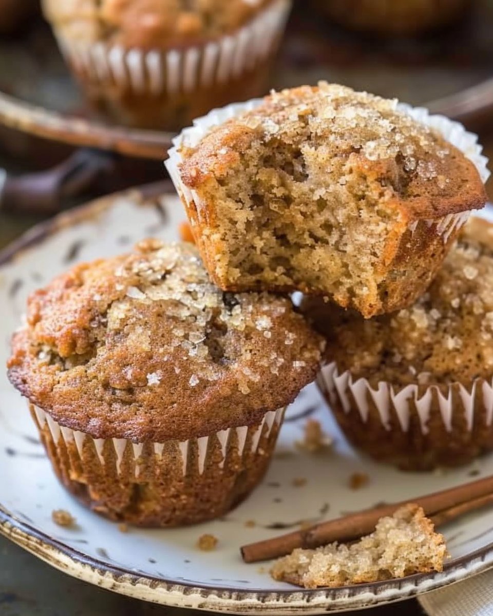 Applesauce Muffins