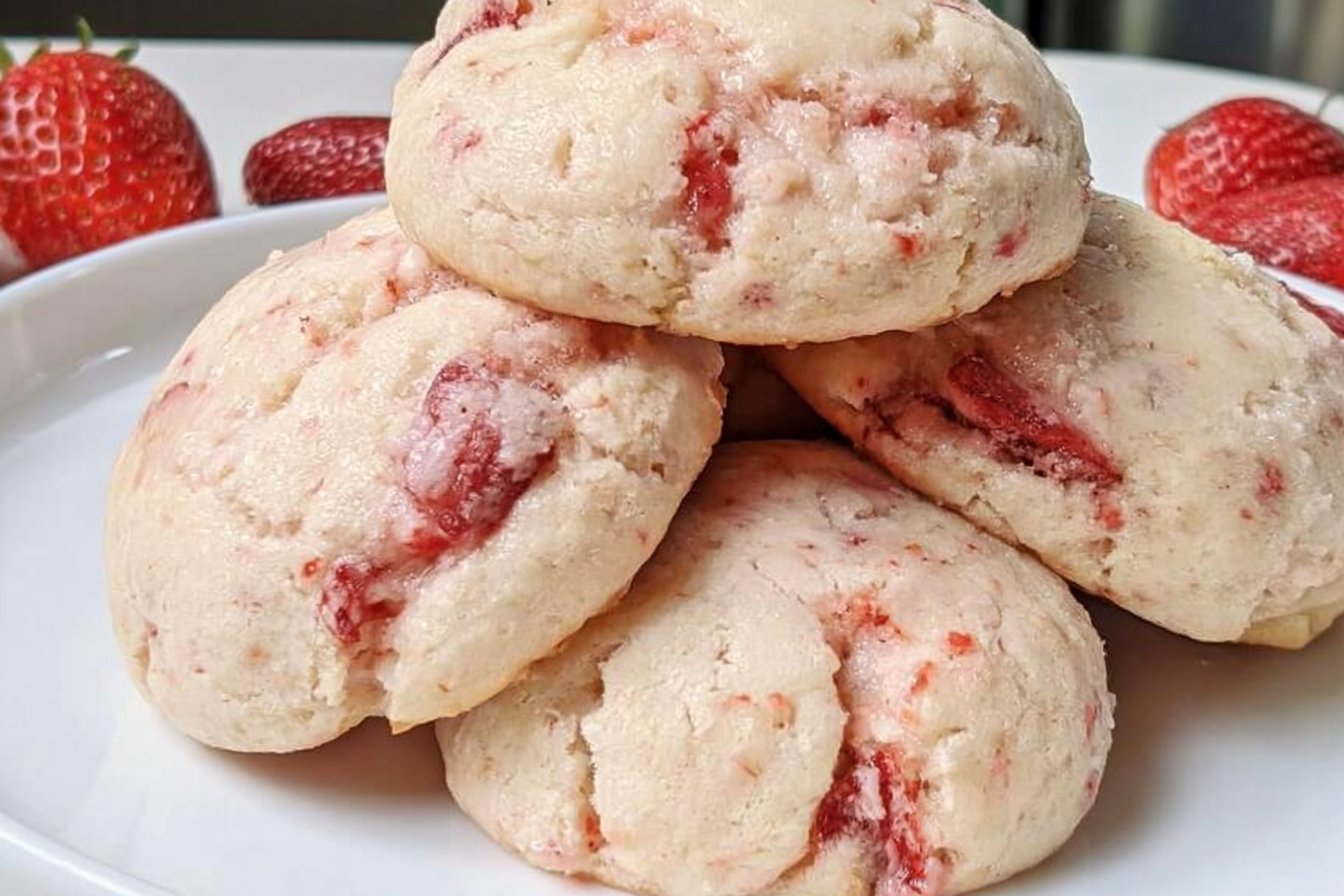 Strawberry Cookies Easy Quick Recipe for Busy Weeknights