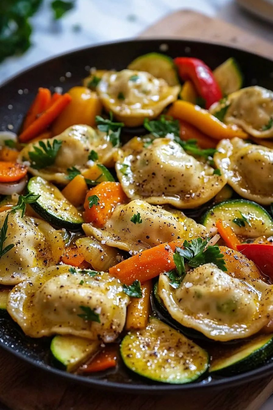 Maultaschenpfanne mit Gemüse