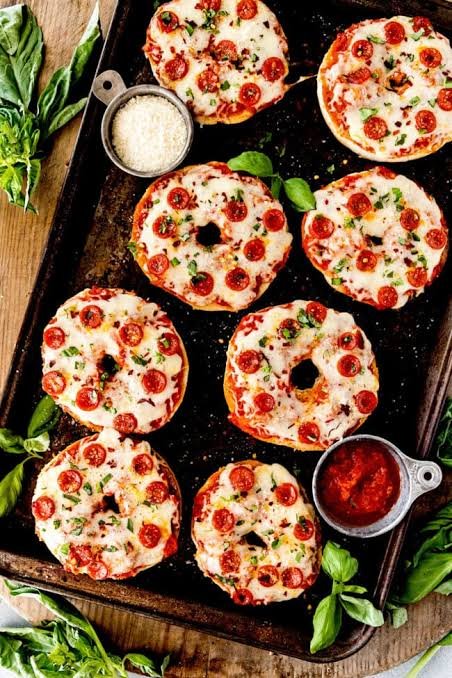 Mini Pizza Bagels