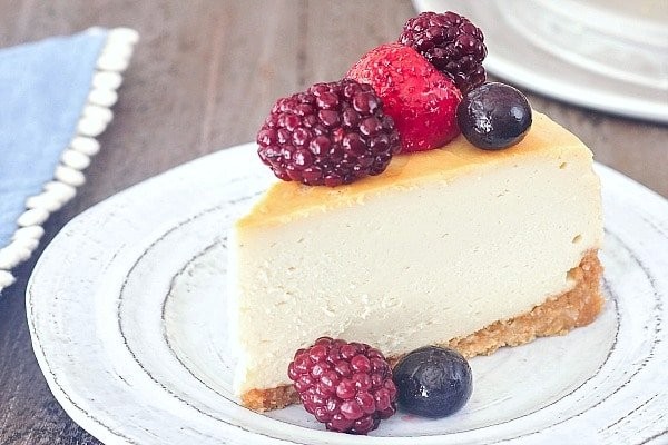 Creamy Vegan New York Cheesecake 1 Creamy Vegan New York Cheesecake