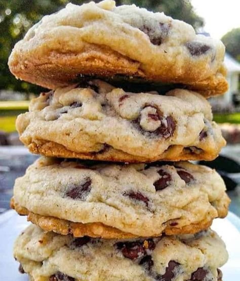 Soft-Batch Chocolate Chip Cookies