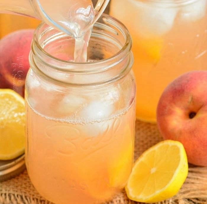 Homemade Peach Lemonade