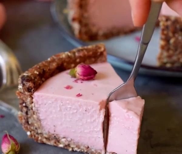Creamy Eggless No-Bake Cheesecake
