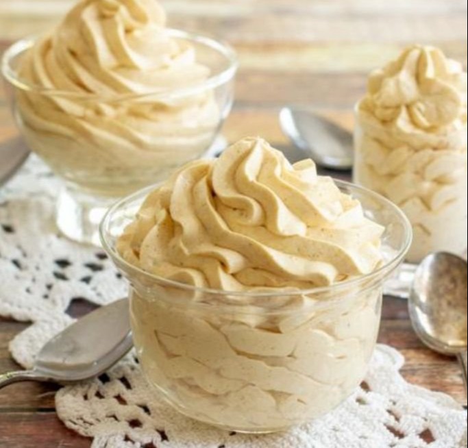 Keto Pumpkin Mousse: Low-Carb Dessert
