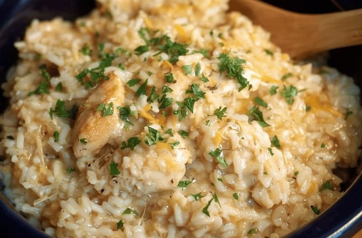 Easy Slow Cooker Chicken Rice