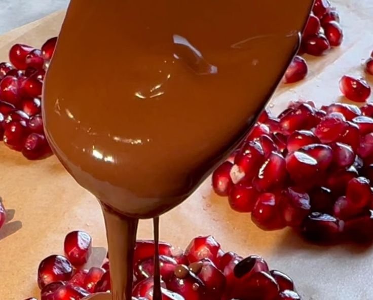 Pomegranate Chocolate Crunch Bites