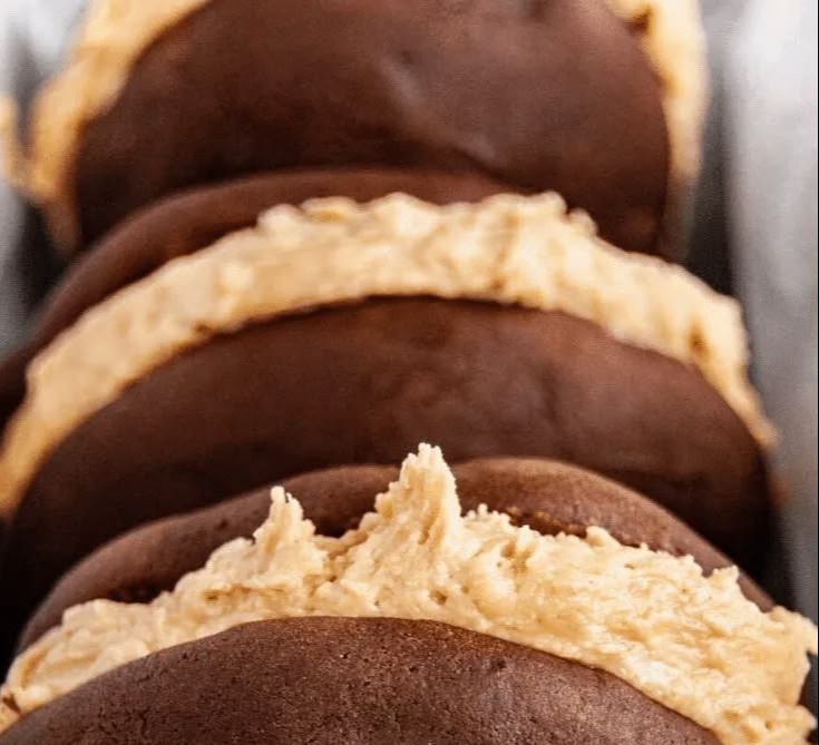 Chocolate Peanut Butter Whoopie Pies