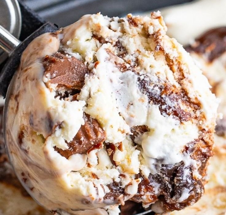 No Churn Moose Tracks Ice Cream