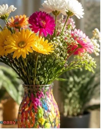 Einfache Anleitung zur Herstellung einer Regenbogenvase aus recycelten Flaschen zu Hause ❤️