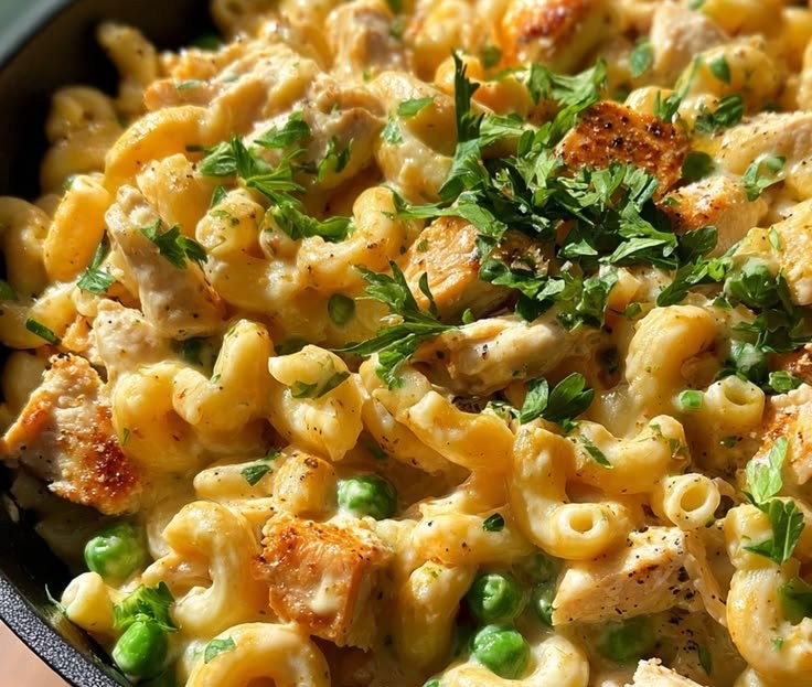 Creamy Cajun Chicken and Cheddar Mac