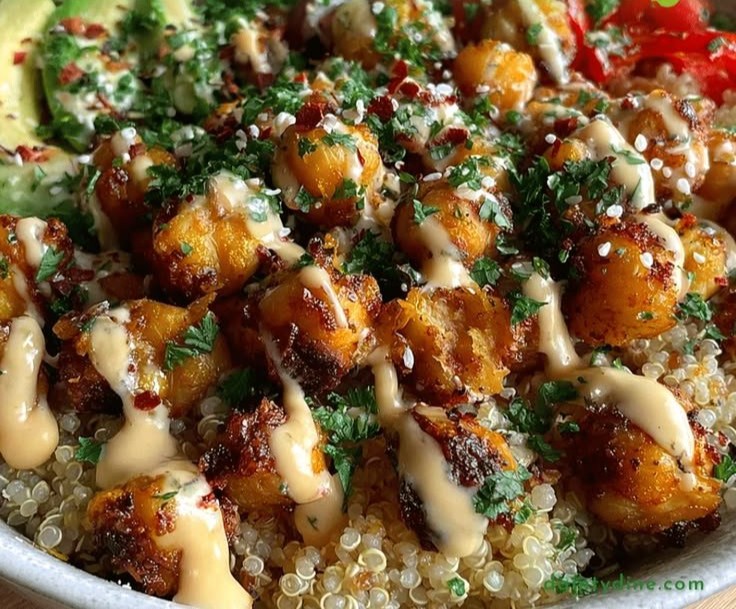 Quinoa Bowl with Roasted Chickpeas and Avocado