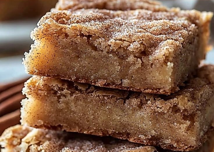Cinnamon Blondies