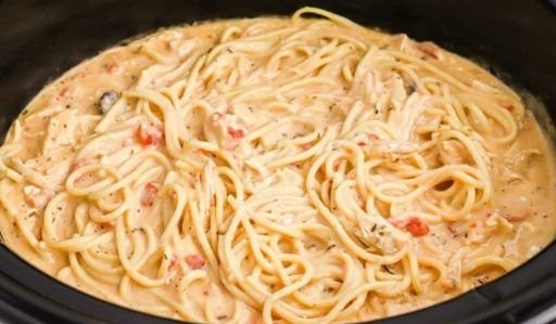 Slow Cooker Cheesy Chicken Spaghetti Recipe