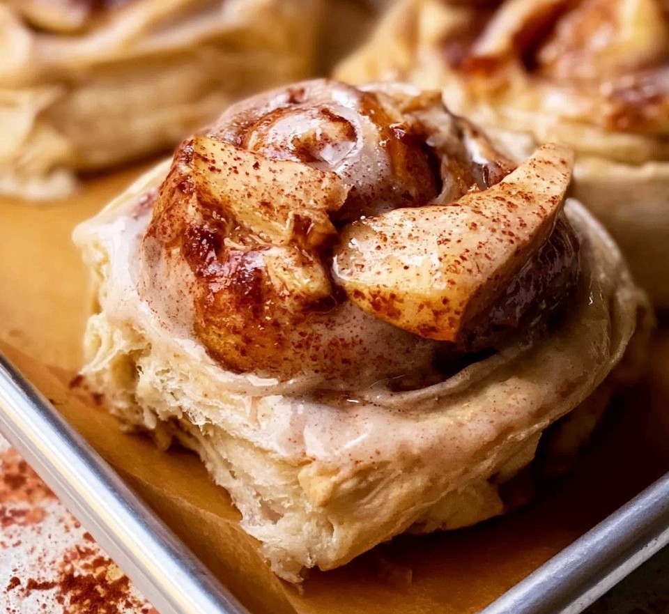 Apple Pie Cinnamon Rolls