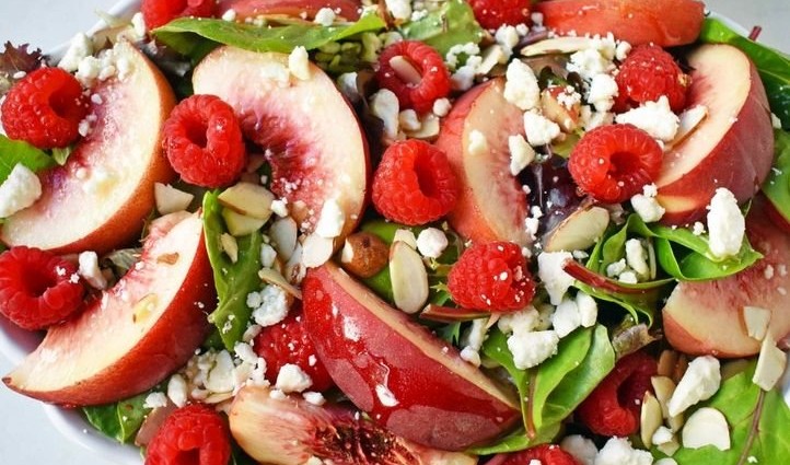 White Peach Raspberry Almond Salad