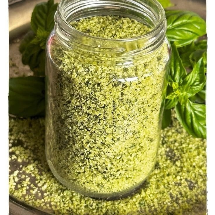 Homemade Basil Salt: Easy Flavor Boost