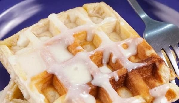 Gluten Free Cinnamon Roll Waffles