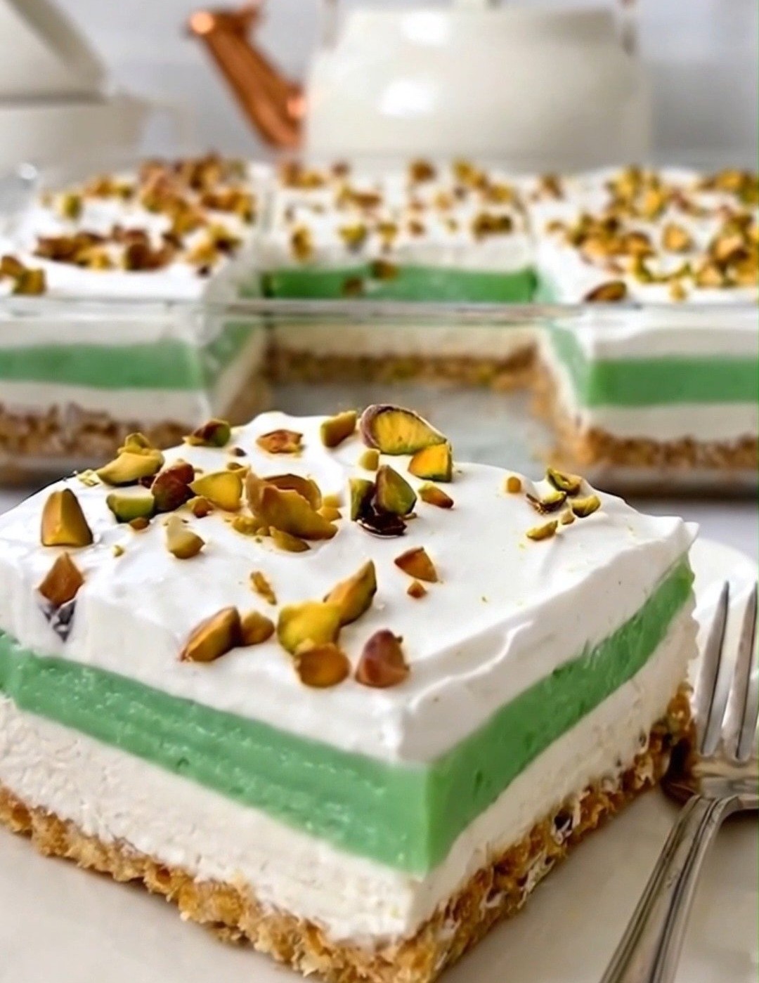 Pistachio Layered Pudding Parfait
