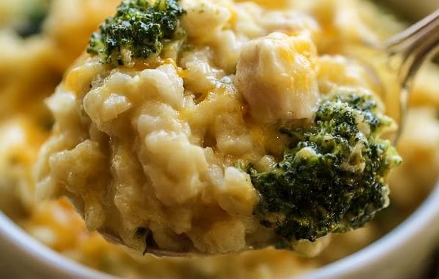 Cheesy Chicken Broccoli Rice Recipe 2 Easy Crockpot Cheesy Chicken Broccoli Rice
