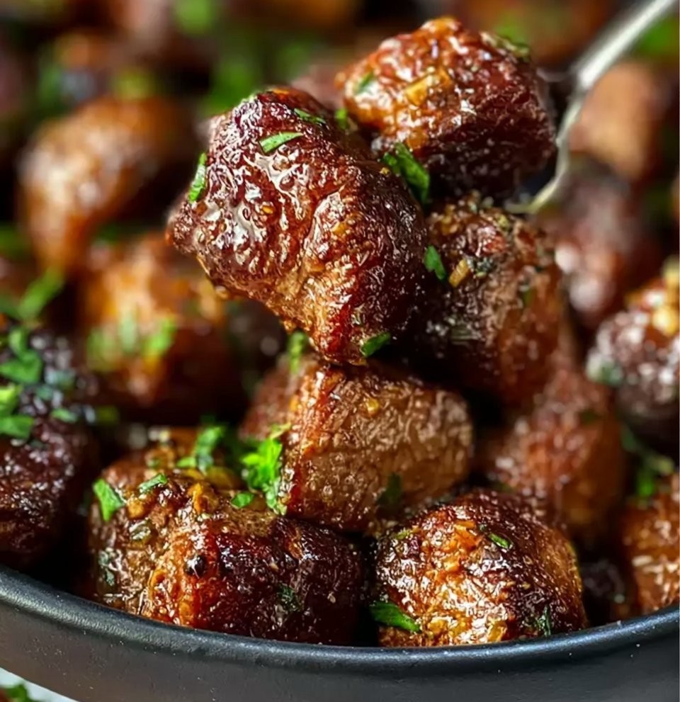 Garlic Butter Steak Bites