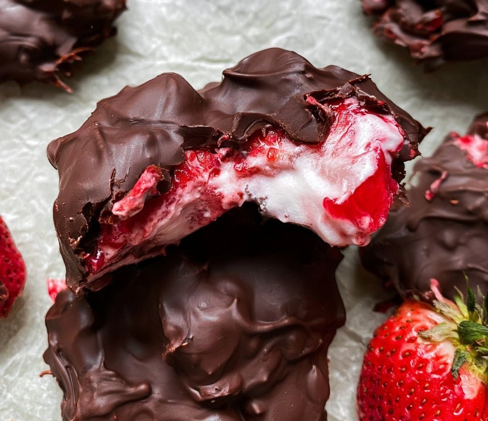 Chocolate Strawberry Yogurt Clusters