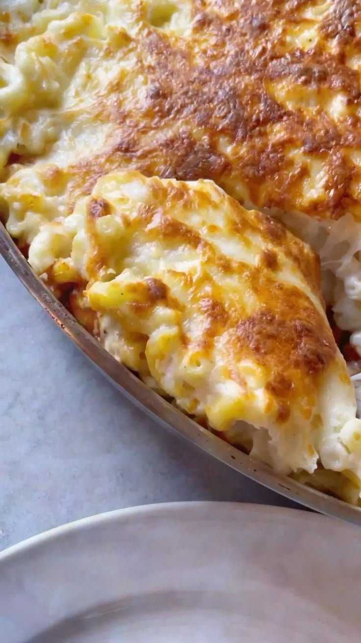 BÉCHAMEL PASTA BAKE
