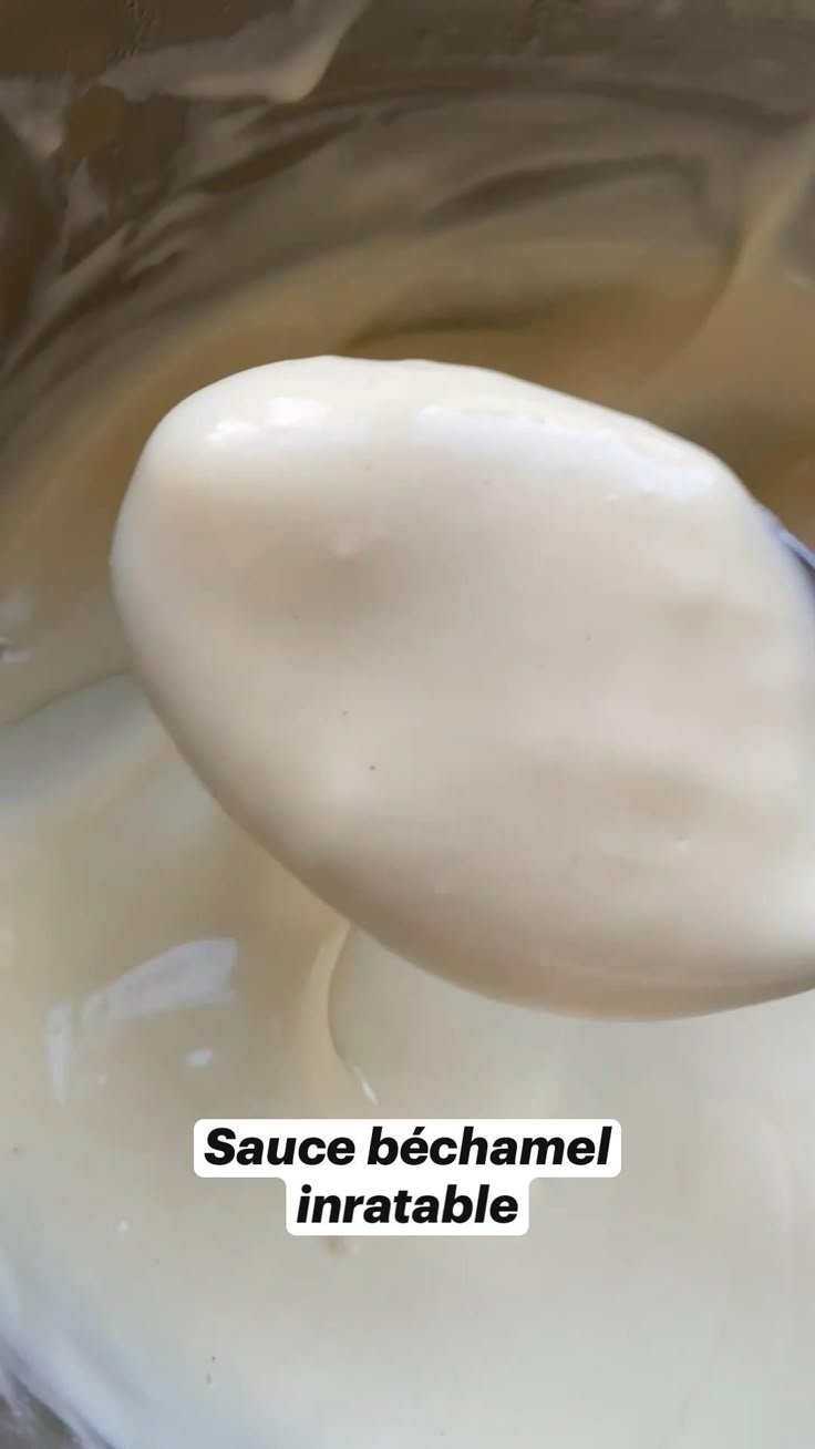 Comment réussir la sauce béchamel maison (recette inratable, facile et rapide)