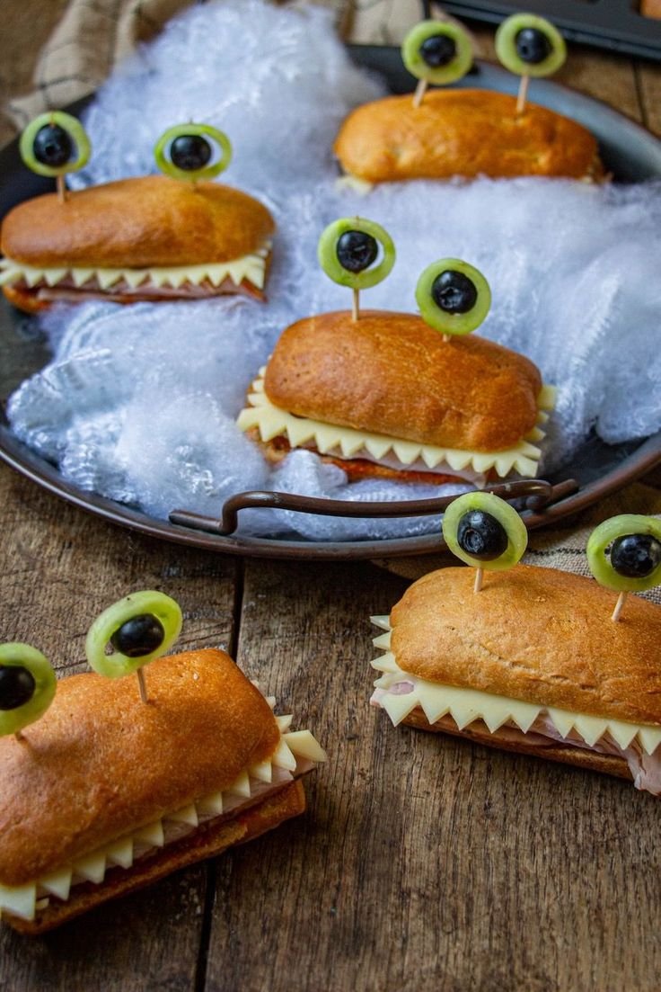 Navettes effrayantes pour Halloween – Casserole & Chocolat