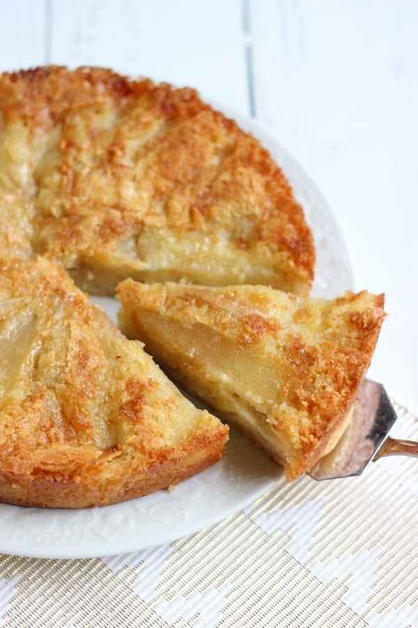 Gâteau aux poires caramélisées - Elle Mijote Quelque Chose