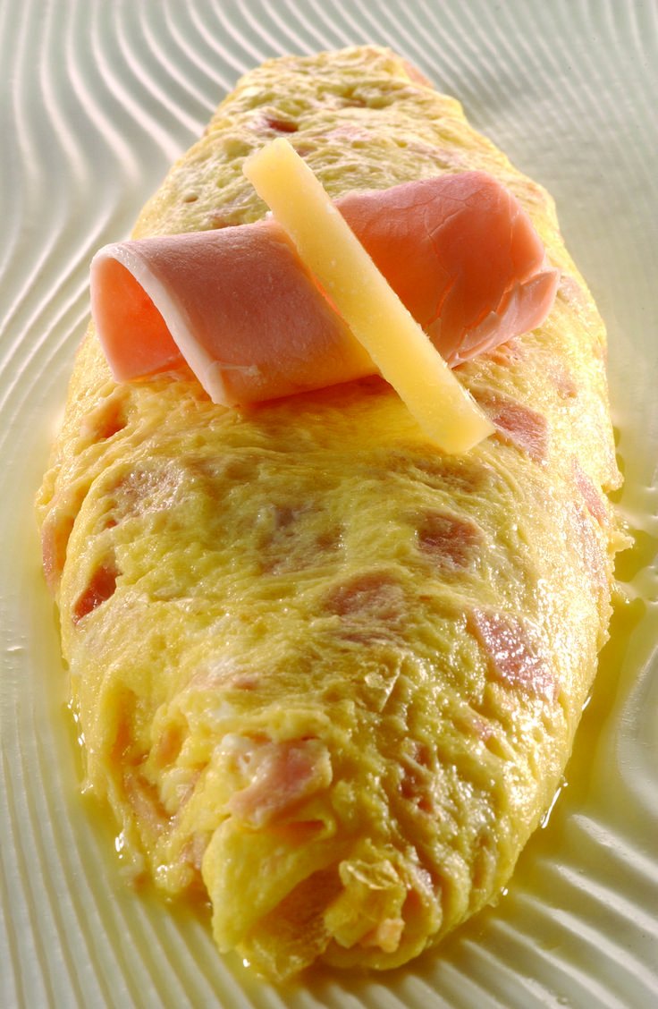 Omelette roulée jambon fromage par Alain Ducasse