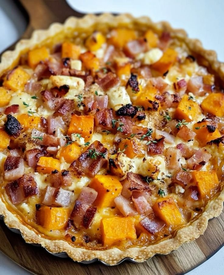 Tarte Butternut, Lardons, Fromage et Noisettes