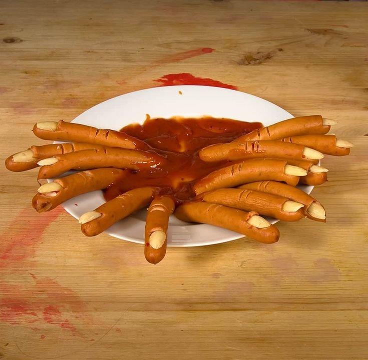 Halloween Rezept: Würstchen-Finger
