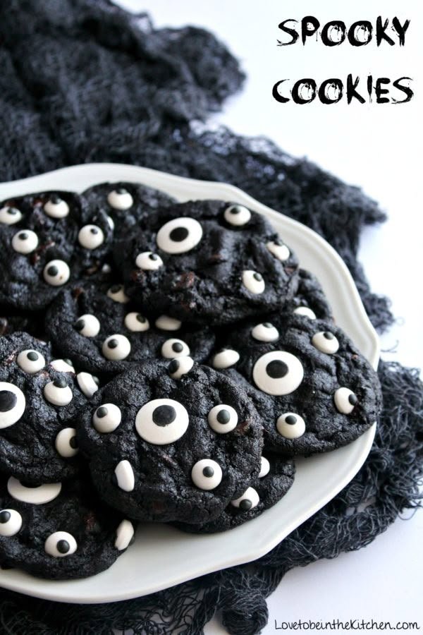 Spooky Cookies - Love to be in the Kitchen