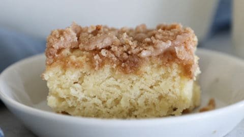 Easy Classic Coffee Cake