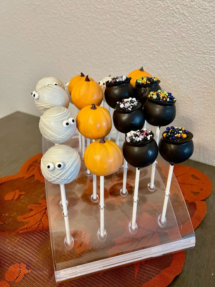 Halloween Cake Pops