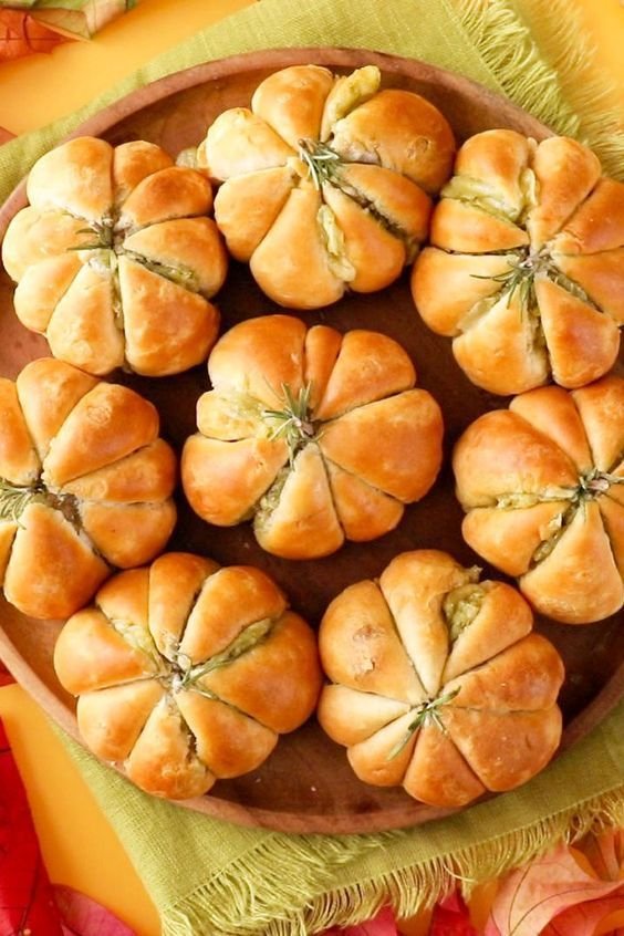 These Easy Appetizers Will Be a Huge Hit at Halloween