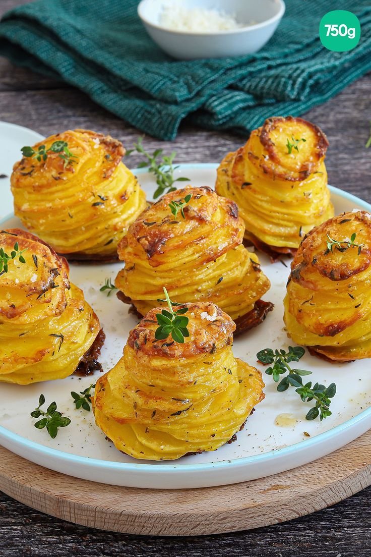 Millefeuille de pommes de terre croustillantes au parmesan