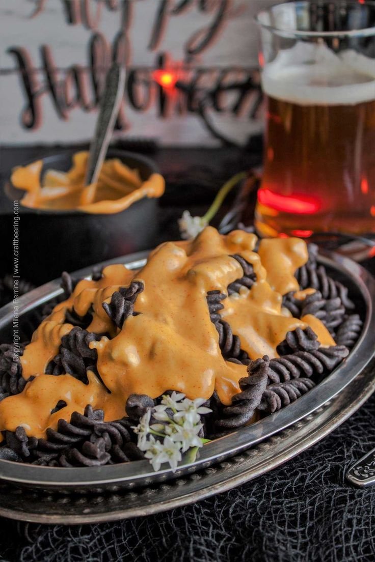 Pumpkin Ale Mac and Cheese (perfect for Halloween)