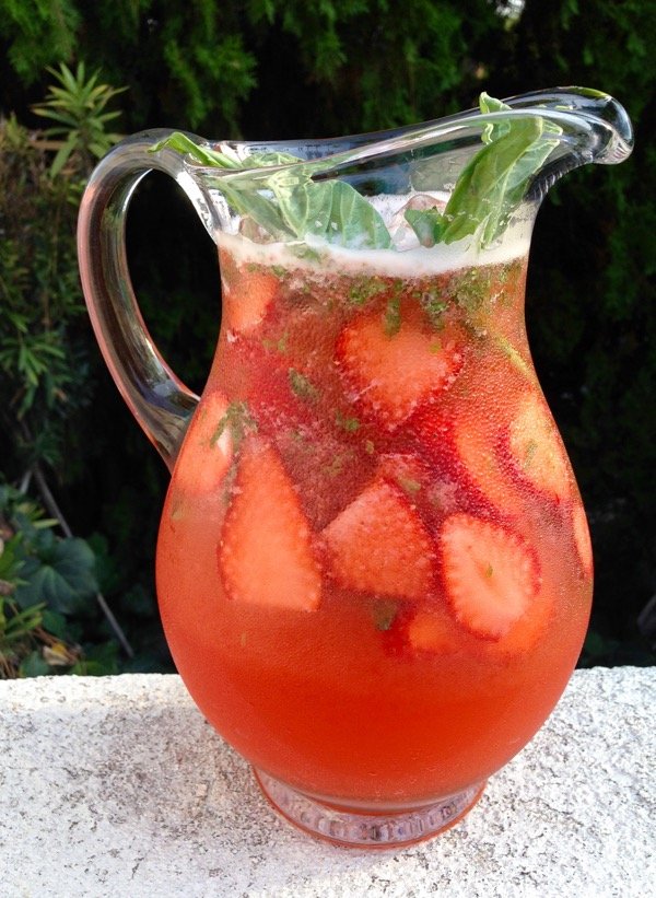 Strawberry Basil Lemonade