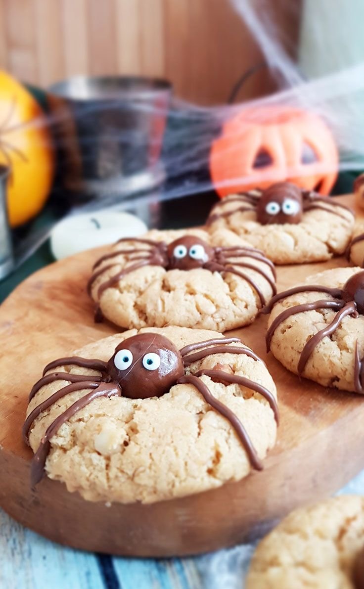 Spider Cookies for Halloween | Recette | Gateau de halloween, Halloween recette sucree, Goûter halloween