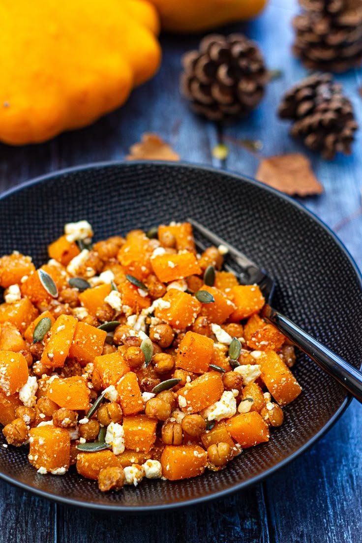 Salade de pois chiches, butternut rôtie et fêta - Amandine Cooking