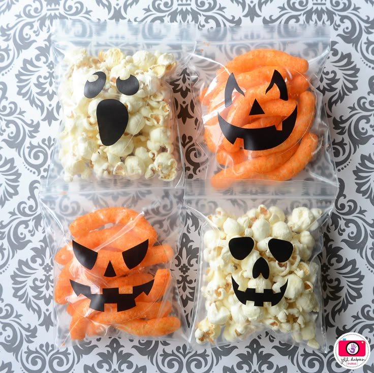 Spooky Halloween Treats | Mesas de dulces halloween, Bocadillos para halloween, Comida de halloween ideas