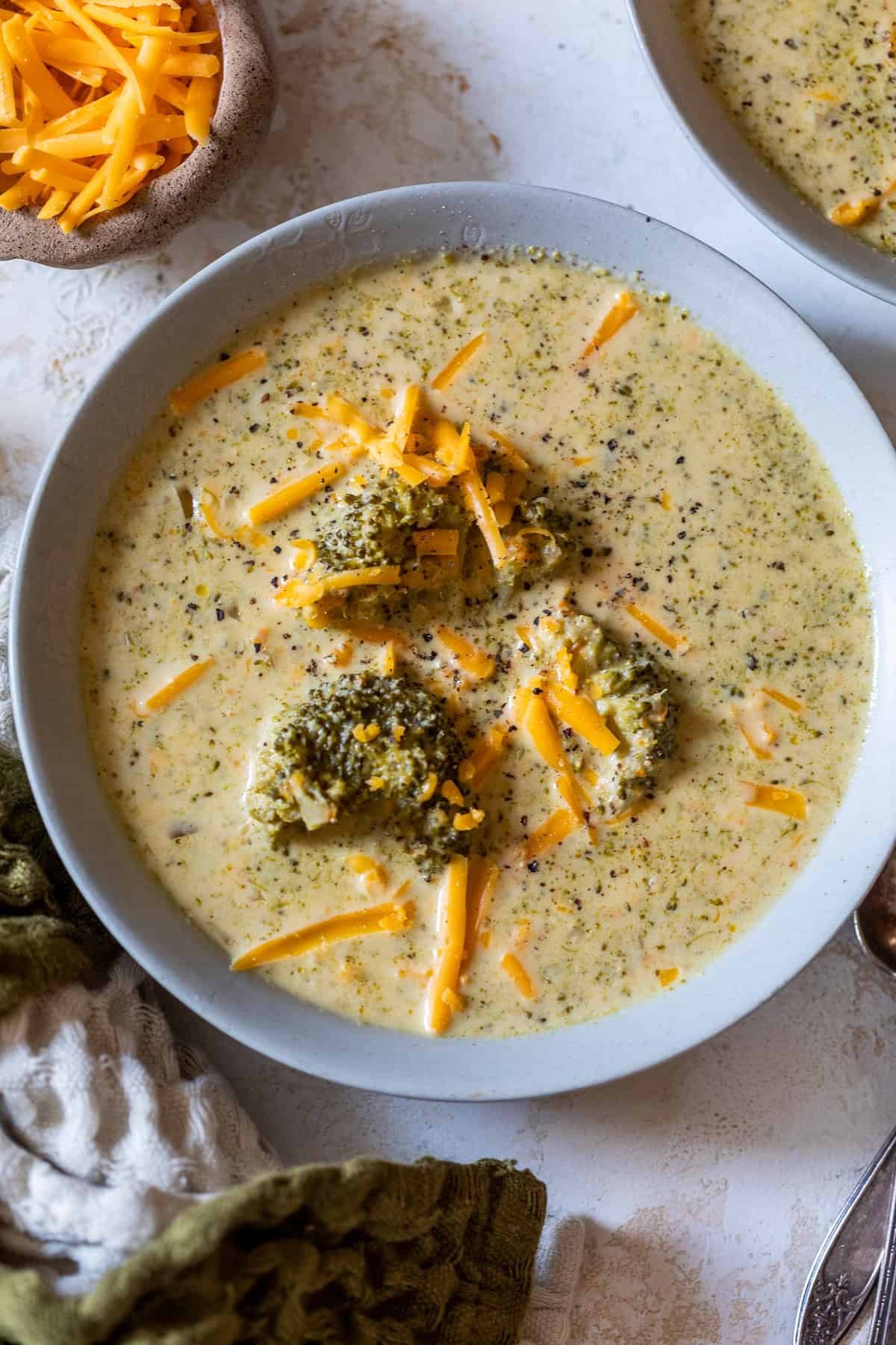 Crockpot Broccoli and Cheese Soup