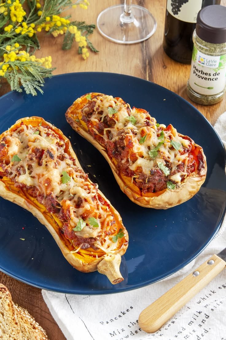 Butternut farci à la bolognaise