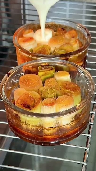 Petits FLANS aux POIREAUX confits, en entrée ou en accompagnement ✨ #food  #recette #shorts