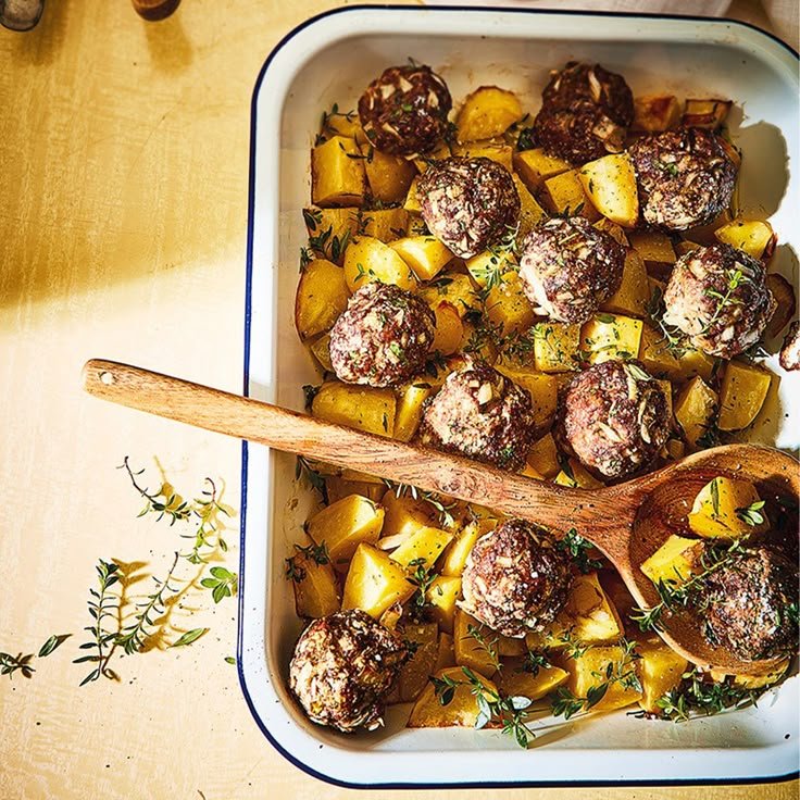 25 plats familiaux pas chers | Plat familial pas cher, Repas pas cher, Recette conviviale